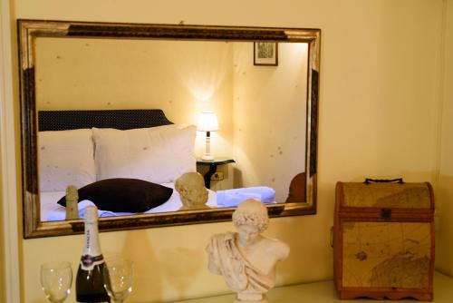 Apartment Margutta Center - image 12