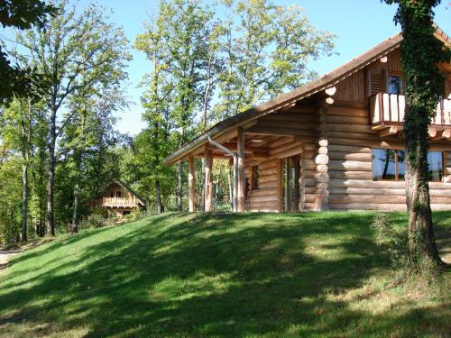 maison en rondins gîte à louer Châtillon-sur-Seine