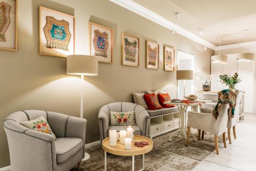 AVANTI Home 5