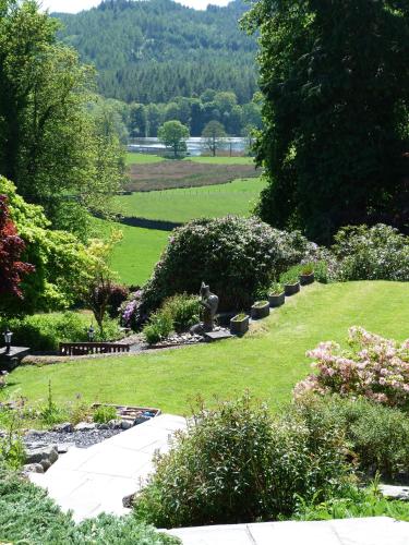 Sawrey House Hotel & Restaurant - image 3