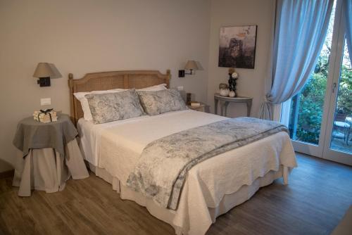 B&B La Dimora Del Garda - Accommodation - Sirmione