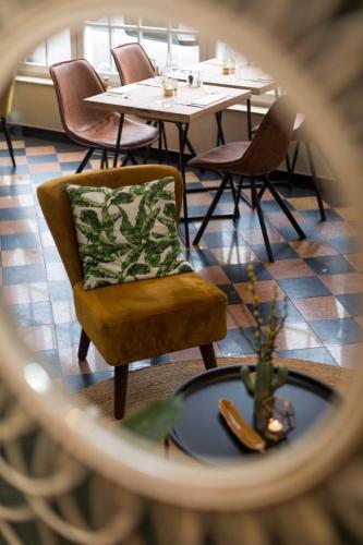 Bar/ Salón, Hotel - Restaurant De 4 Jaargetijden in Epen