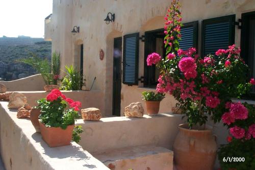  Comfortable House near Chania in Kalathas