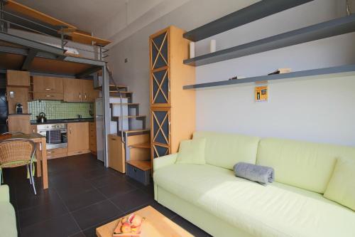 Studio Bay View by iCasamia photo 22
