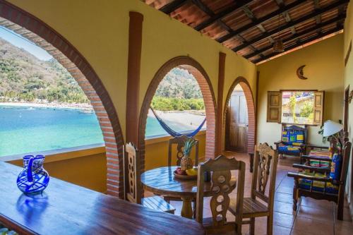 Casa Frente al mar in Yelapa, Mexico