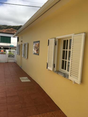 Adelaide House in Praia do Norte
