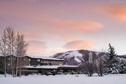 137563879 Park City Peaks