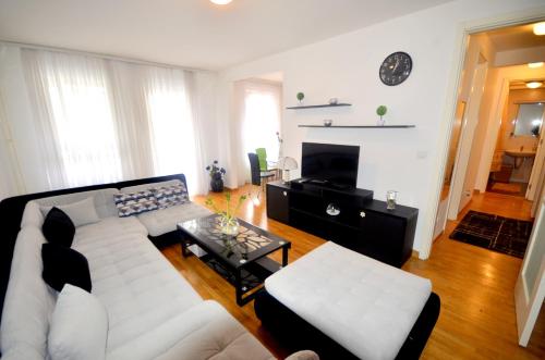 Clean&Cozy Apartments Novi Beograd