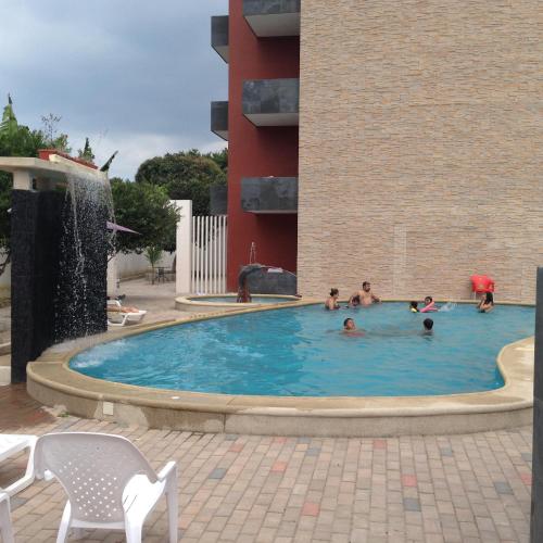 Zwembad, Hotel Almond Beach in Atacames