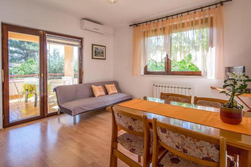 Two-Bedroom Apartment with Terrace room in Apartments for families with children Krk - 5396