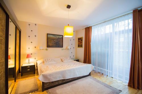 Two-Bedroom Apartment image 8
