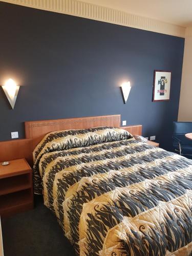 The Aviator Hotel - image 7