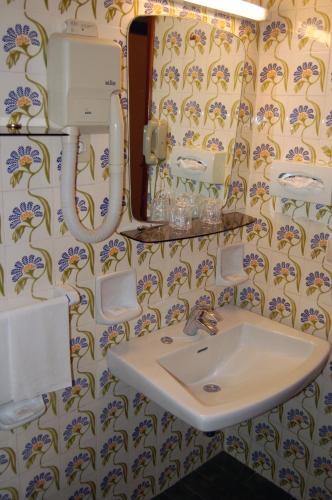 Hotel Lido Mediterranee - image 4