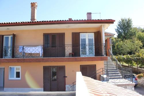 A szálláshely kívülről, Apartments with a parking space Strmac, Labin - 7402 in Strmac