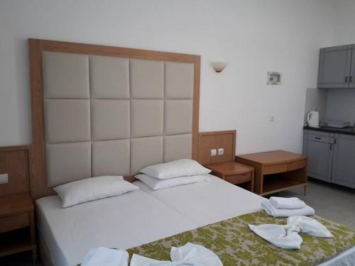Haridimos Apartments Haridimos Apartments is a popular choice amongst travelers in Crete Island, whether exploring or just passing through. The property has everything you need for a comfortable stay. Service-minded staff