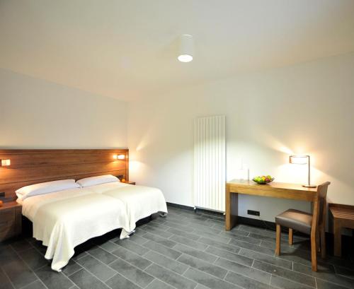  Posada Real Convento San Francisco in Santo Domingo de Silos