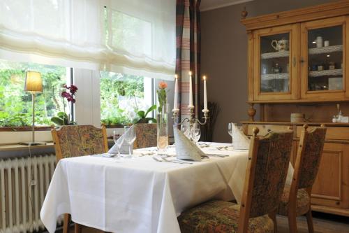 設施, 蘇爾博思特酒店 (Hotel zur Post) in 多伊德斯費爾德