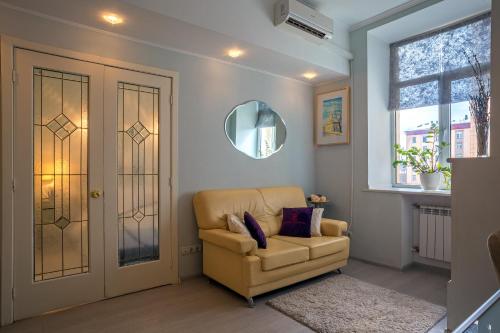 Lux-Apartments 3-Фрунзенская 9 - image 3