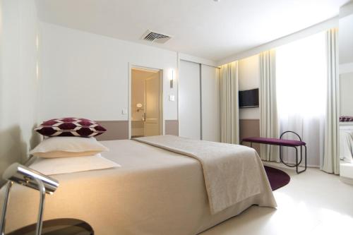 Hotel Genovese - image 2