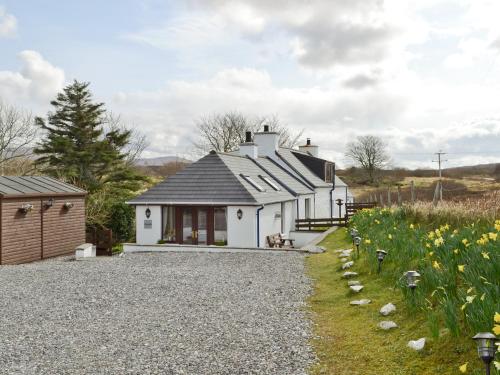 Rowan Tree Cottage, Broadford, Isle of Skye