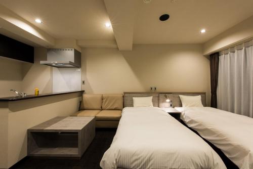 137737734 INOVA Kanazawa Station Hotel Suite