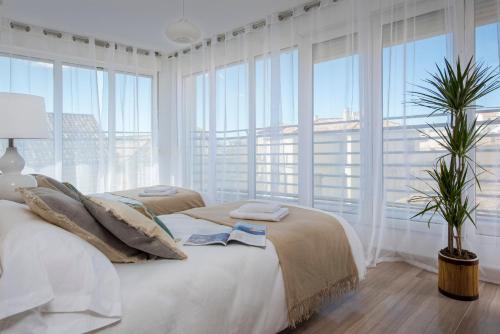 Genteel Home Isabel la Católica - image 10