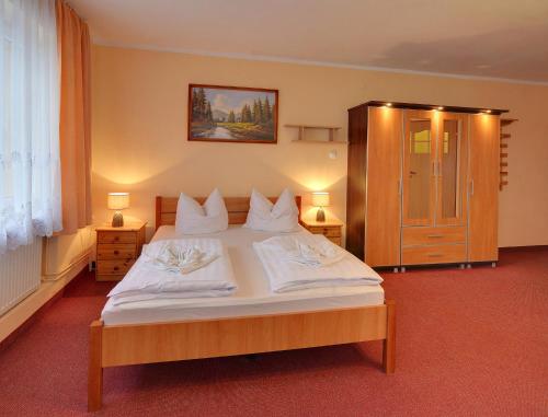 Comfort Triple Room