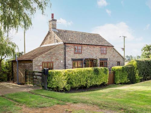 Fen Cottage, Witchford, Cambridgeshire