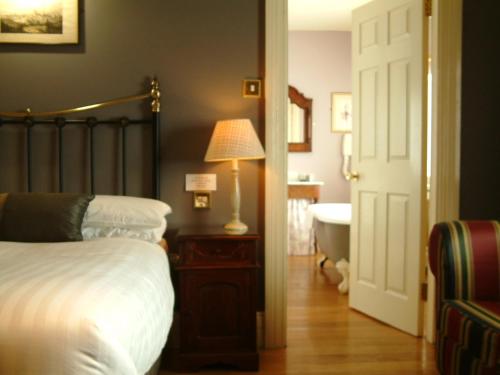 The Listowel Arms Hotel - image 7