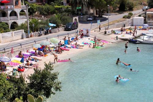 Apartments by the sea Businci Ciovo - 12414 - image 4