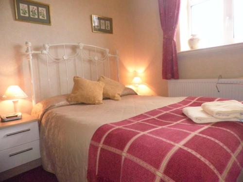 Midway Guest House - image 10