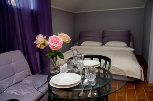 Modern History Apartments - image 7