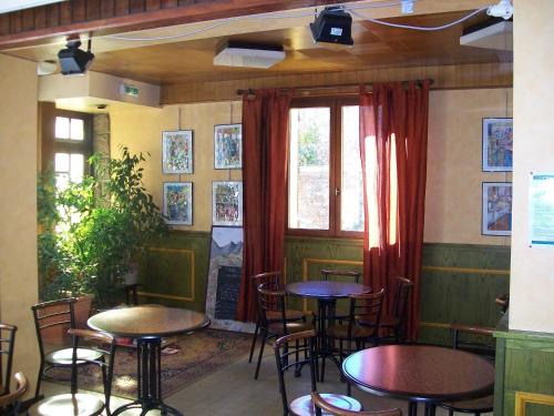Pub/Lounge, Hotel de la Mairie in L'Argentiere-la-Bessee
