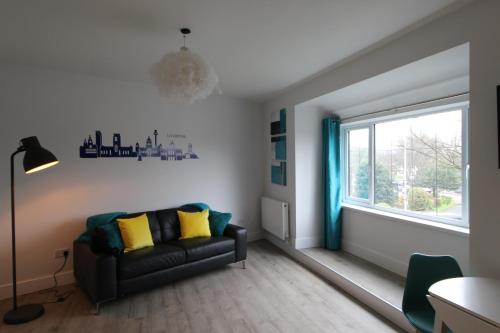 Konuk Odası, 2 Serviced Apartments in Childwall-South Liverpool - Each Apartment Sleeps 6 in Halewood