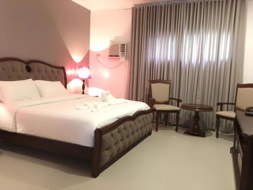 room detail thumbnail 0