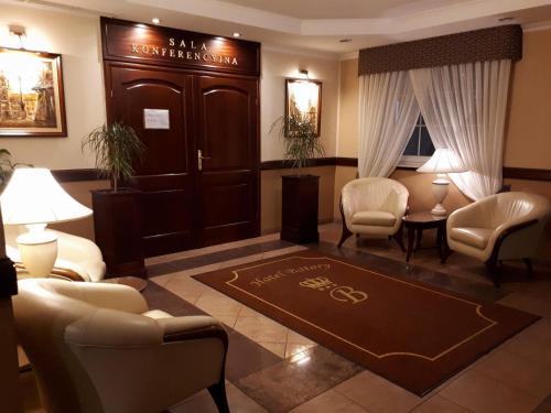 Előcsarnok, Hotel Batory in Tluszcz