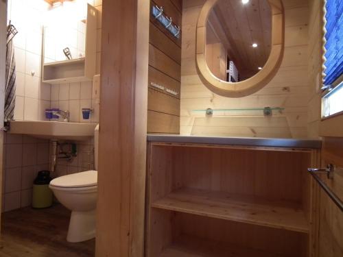Vannas istaba, Alpenlodge in Schattenhalb