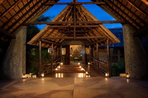 Lukimbi Safari Lodge