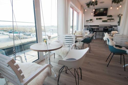 Bar/ Salón, Das Alfred in Sankt Polten