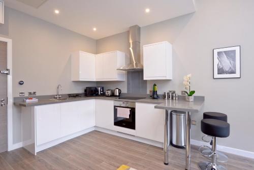 Nelson Mandela Place Apartments, Glasgow (photo 7)