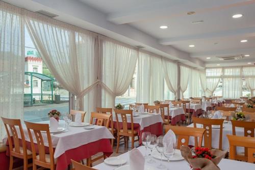 Hotel La Terraza De Puente Viesgo - image 6