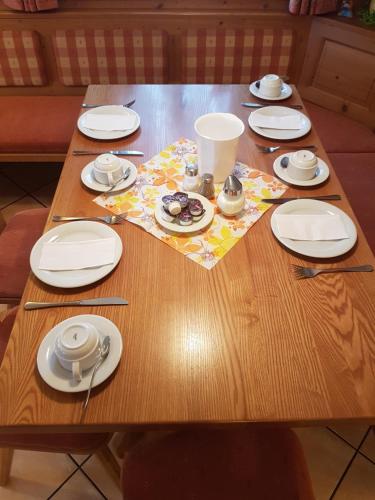 設施, Gasthaus Gumping in 阿因林格
