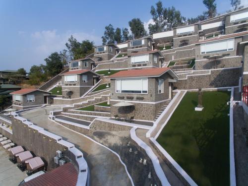 LXR Chalets