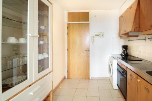 Sistach Rentals Apartaments Sol - image 8