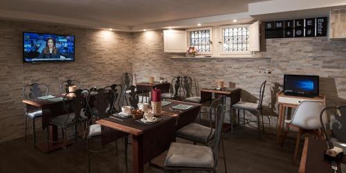Villa Tower Inn - image 13
