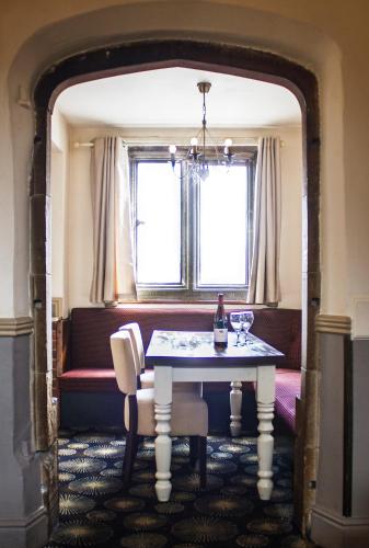 The Boars Head Hotel - image 10