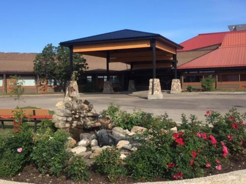 Slave Lake Inn and Conference Centre