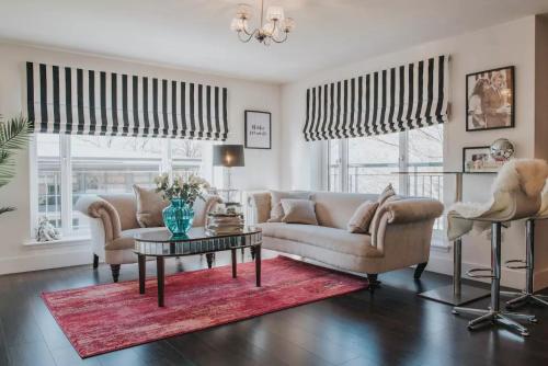 Spacious Flat Near Murrayfield - Sleeps 4, Murrayfield, Edinburgh and the Lothians