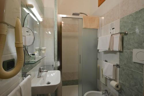 Hotel Eden – Turin, NY