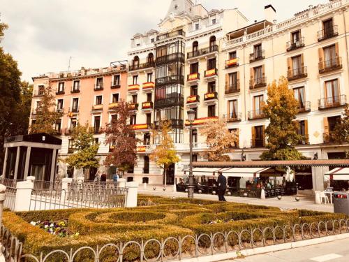 Apartament Madrid View - image 10